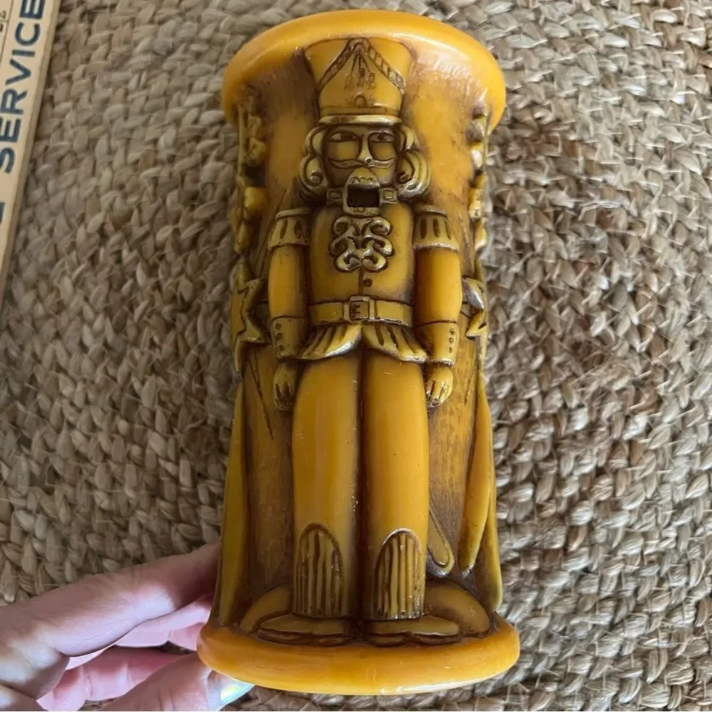 Vintage intricate hand